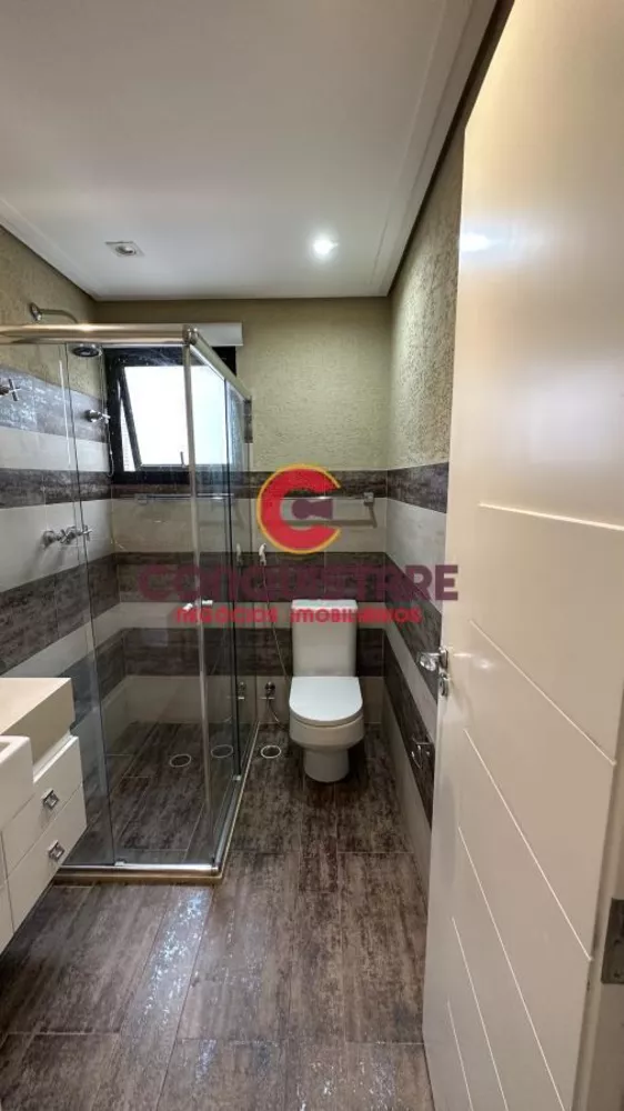 Apartamento à venda com 3 quartos, 200m² - Foto 5