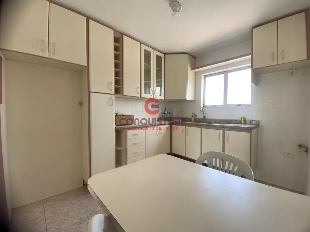 Apartamento à venda com 3 quartos, 77m² - Foto 8