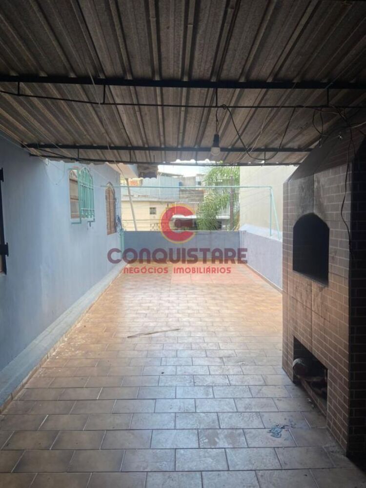 Sobrado à venda com 3 quartos, 221m² - Foto 3