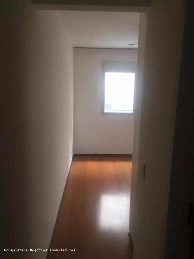 Apartamento à venda com 3 quartos, 160m² - Foto 2