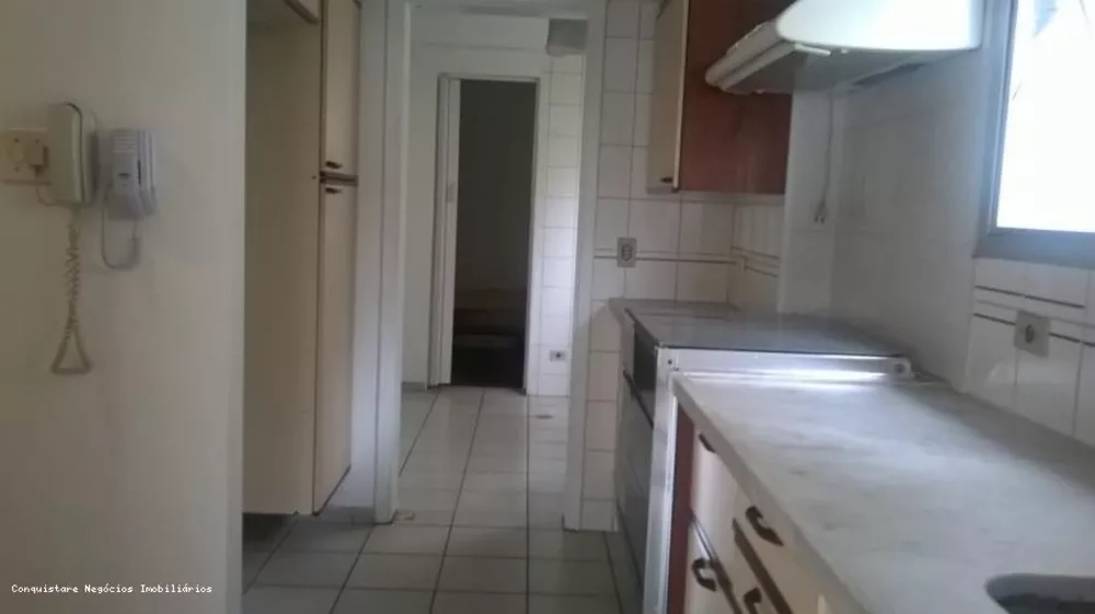 Apartamento à venda com 3 quartos, 160m² - Foto 4