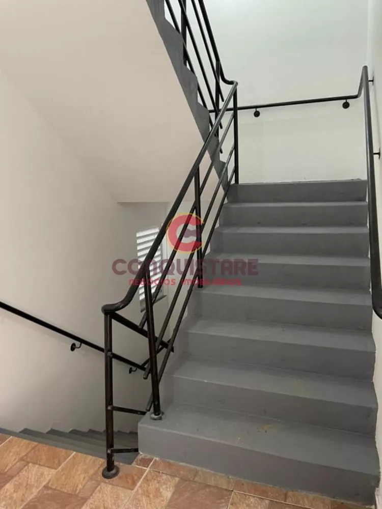 Apartamento à venda com 2 quartos, 40m² - Foto 4