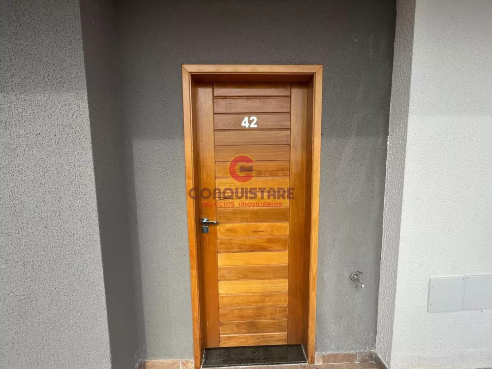 Apartamento à venda com 2 quartos, 40m² - Foto 2