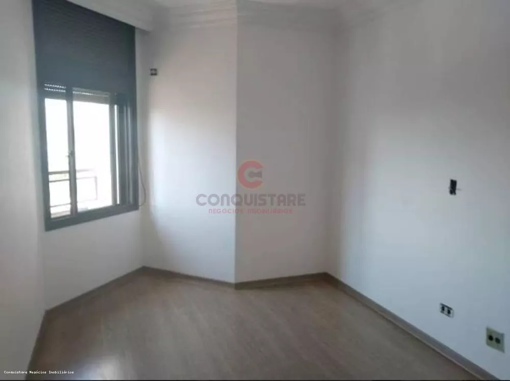 Casa para alugar com 3 quartos, 218m² - Foto 6