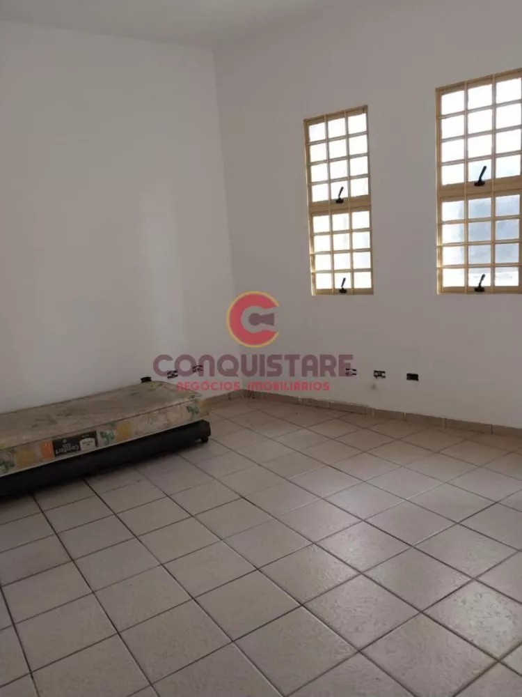 Prédio Inteiro à venda com 5 quartos, 176m² - Foto 1