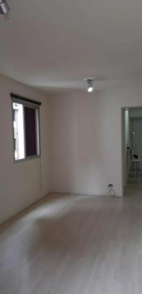 Apartamento à venda com 1 quarto, 40m² - Foto 1