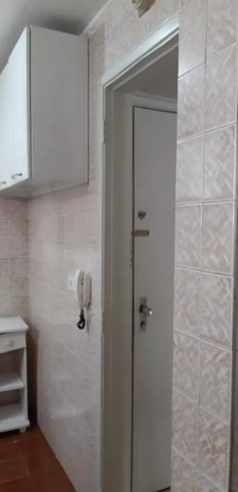 Apartamento à venda com 1 quarto, 40m² - Foto 7