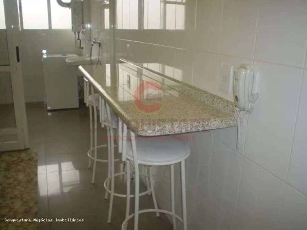 Apartamento para alugar com 3 quartos, 107m² - Foto 4