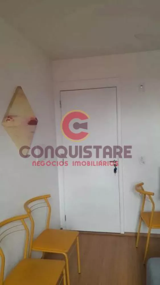 Apartamento à venda com 2 quartos, 40m² - Foto 2