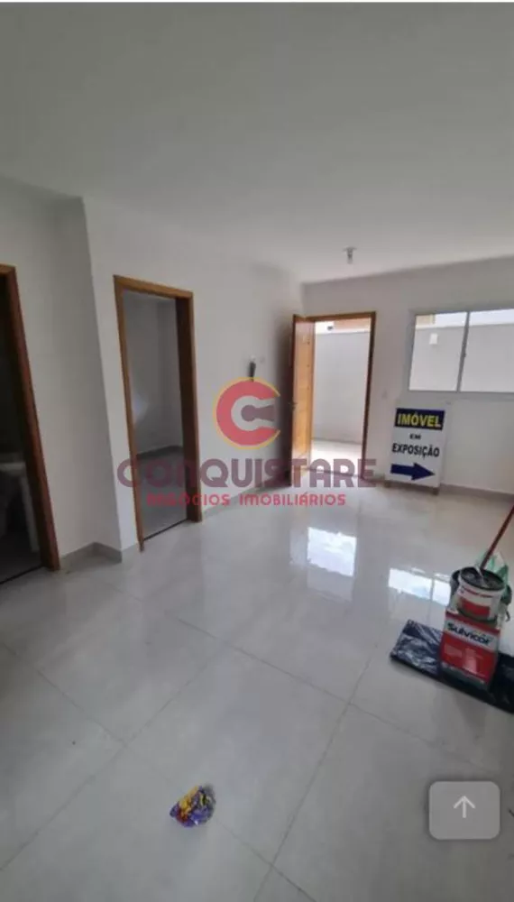 Apartamento à venda com 2 quartos, 40m² - Foto 2