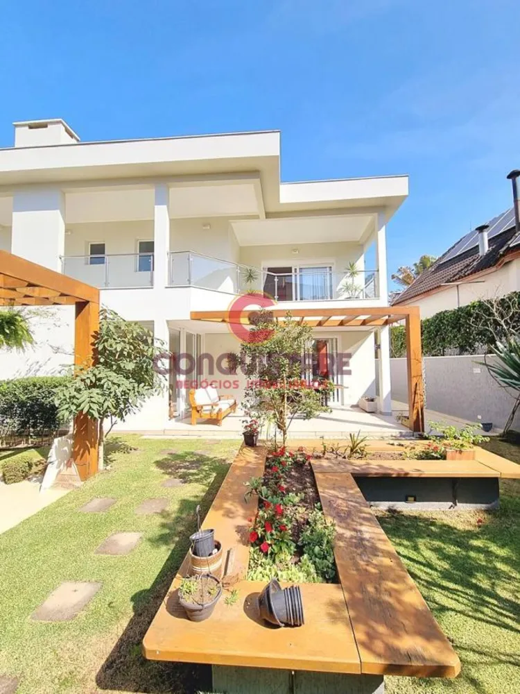 Casa, 4 quartos, 483 m² - Foto 1