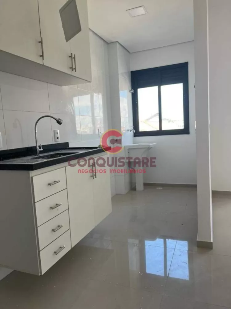 Apartamento para alugar com 2 quartos, 40m² - Foto 2