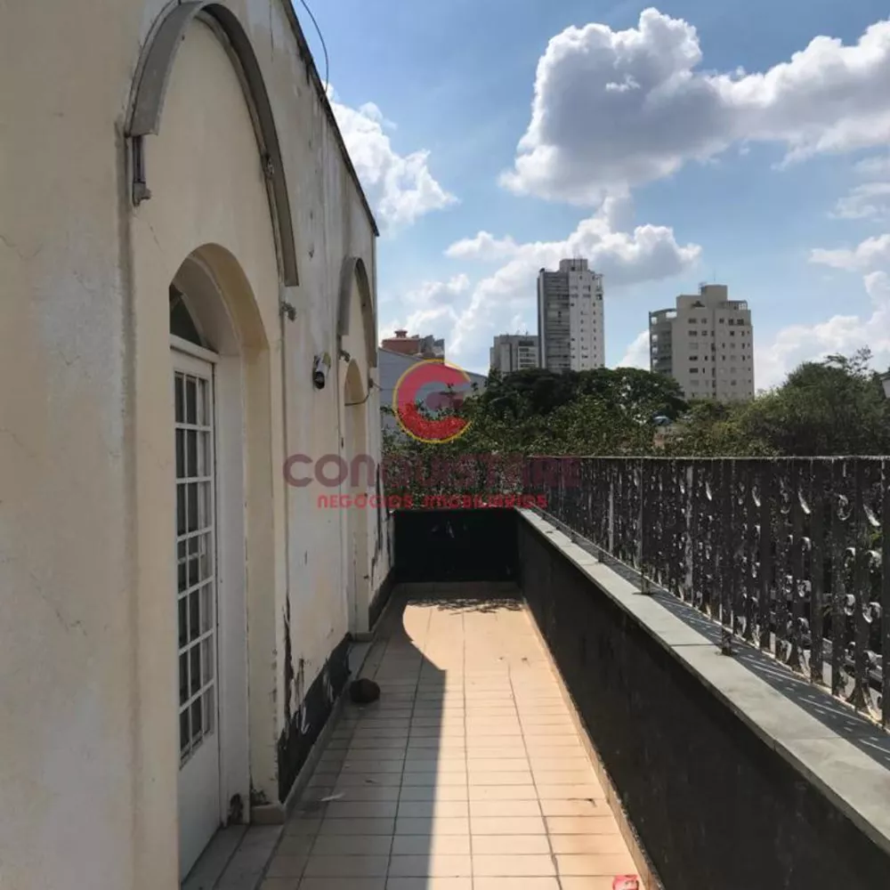 Sobrado à venda com 3 quartos, 558m² - Foto 1