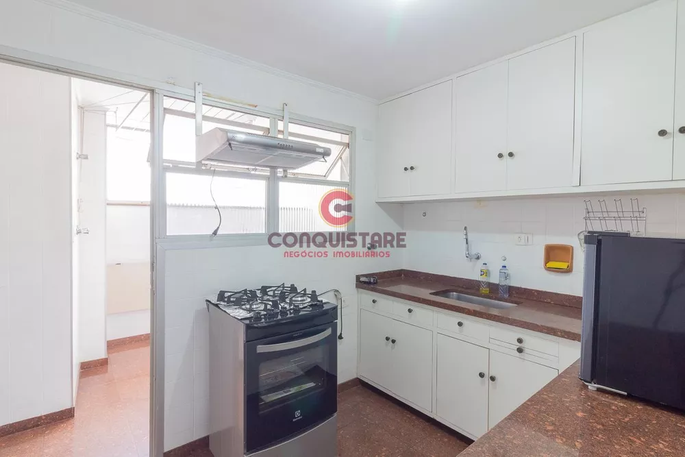 Apartamento à venda com 3 quartos, 142m² - Foto 10