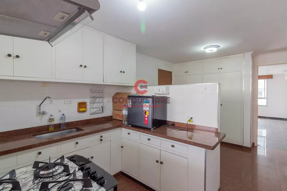 Apartamento à venda com 3 quartos, 142m² - Foto 9