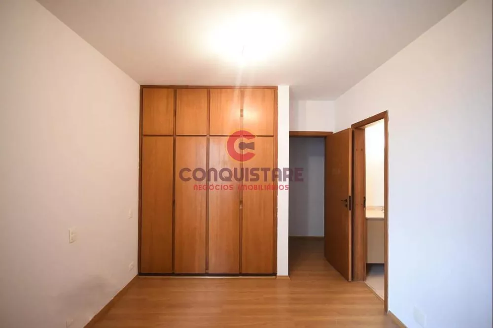 Apartamento à venda com 3 quartos, 237m² - Foto 8