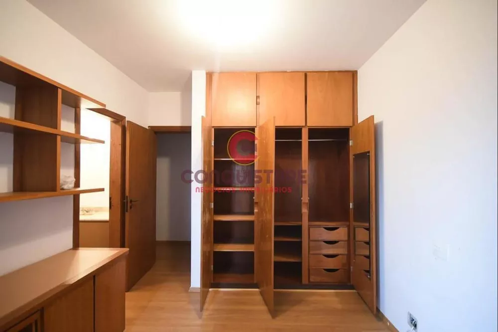 Apartamento à venda com 3 quartos, 237m² - Foto 7