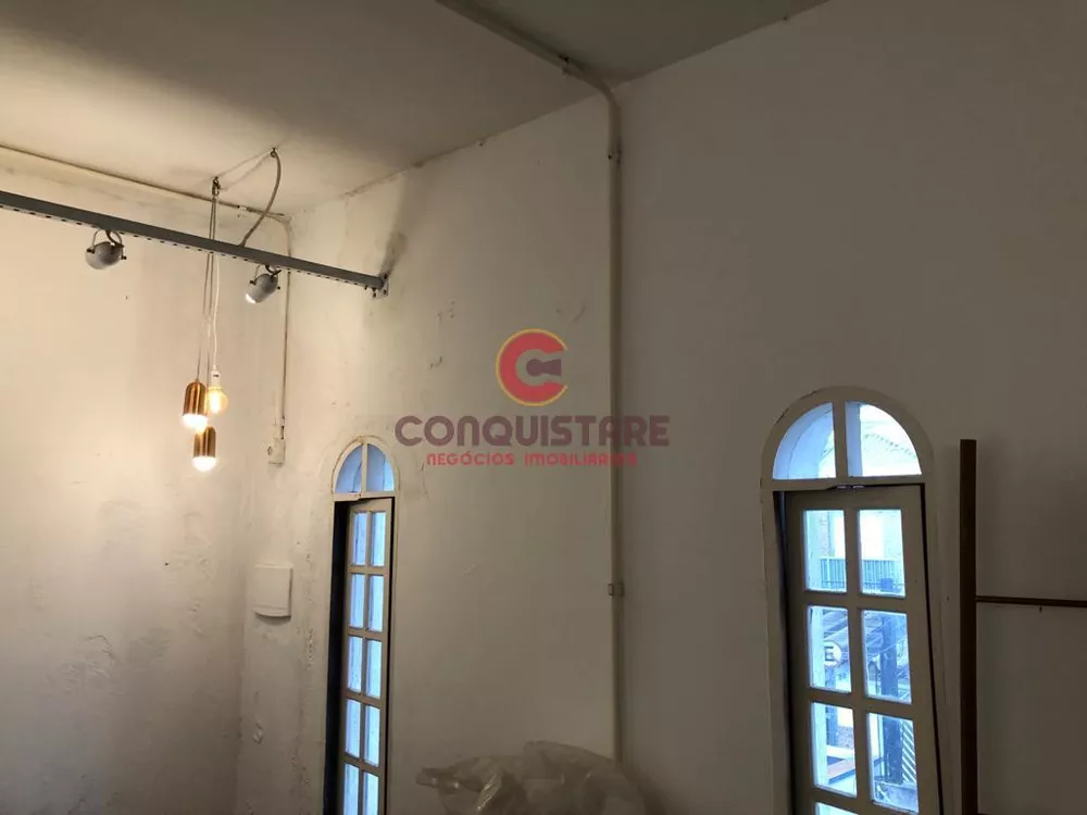 Casa à venda com 4 quartos, 201m² - Foto 8