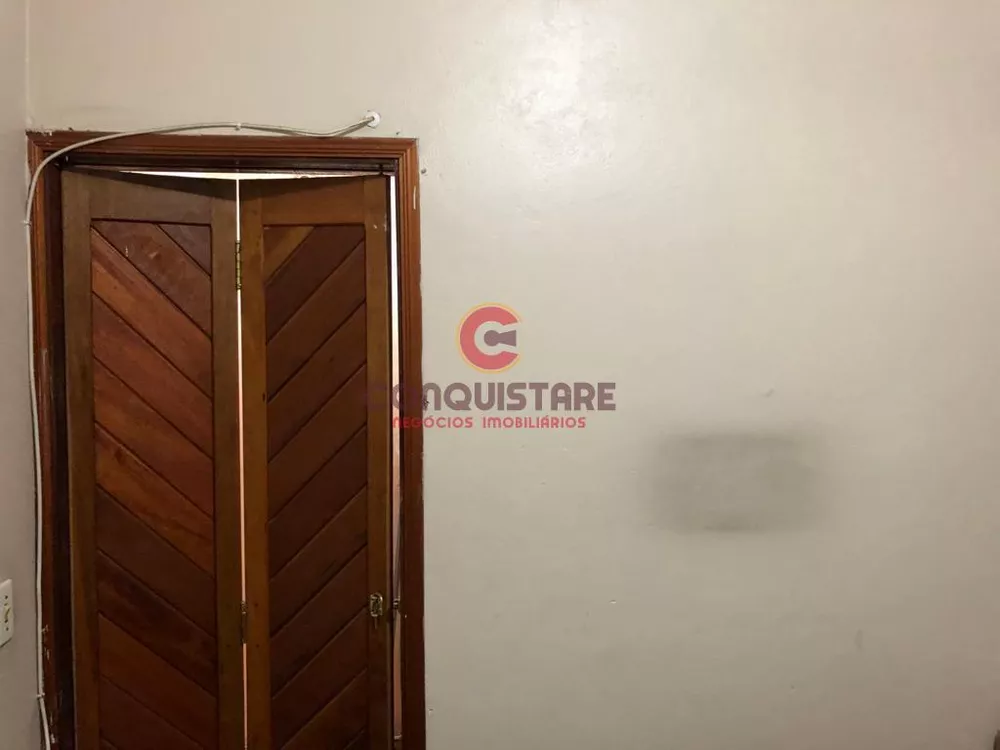 Casa à venda com 4 quartos, 201m² - Foto 12