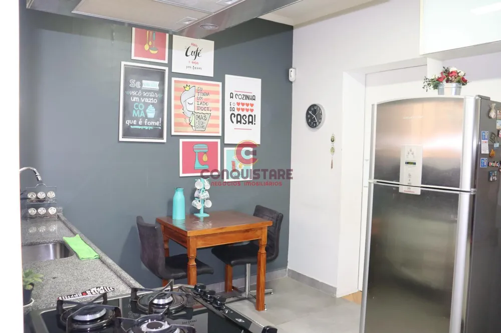 Casa, 3 quartos, 200 m² - Foto 4
