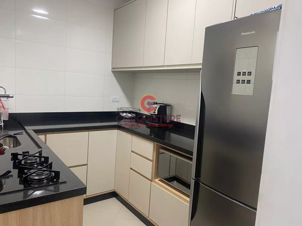 Sobrado à venda com 2 quartos, 64m² - Foto 4