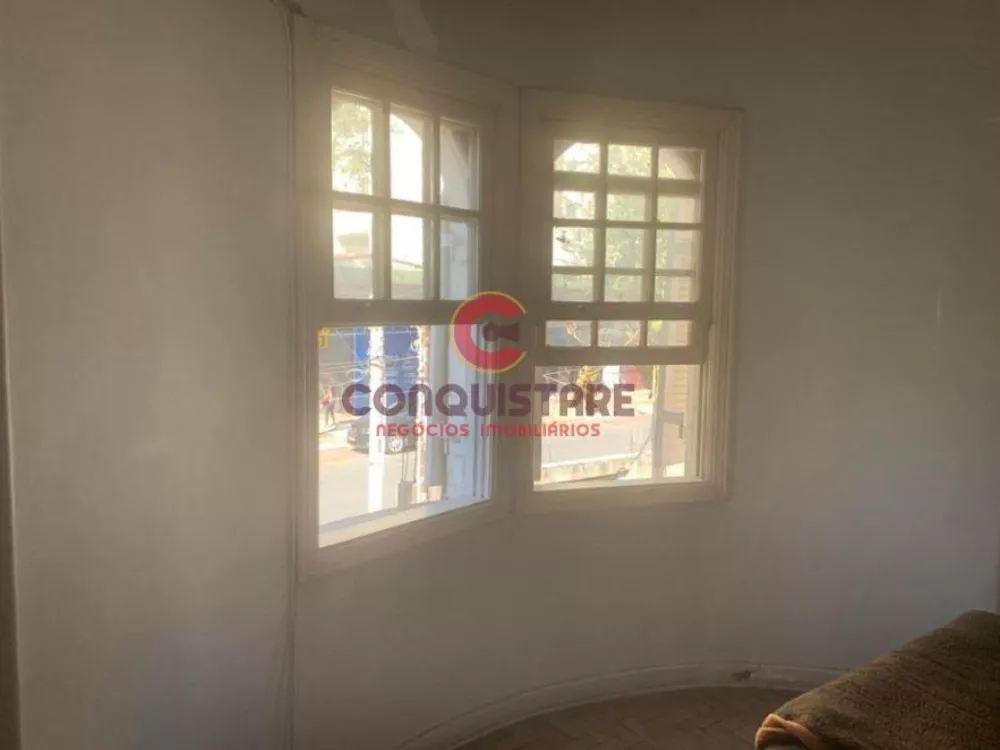 Casa à venda com 4 quartos, 200m² - Foto 3