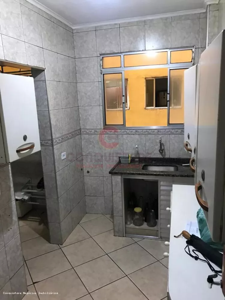 Apartamento para alugar com 2 quartos, 60m² - Foto 7