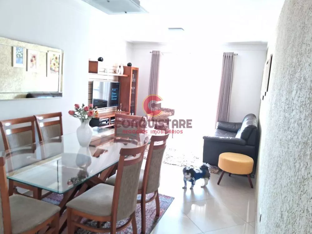 Apartamento à venda com 3 quartos, 84m² - Foto 1