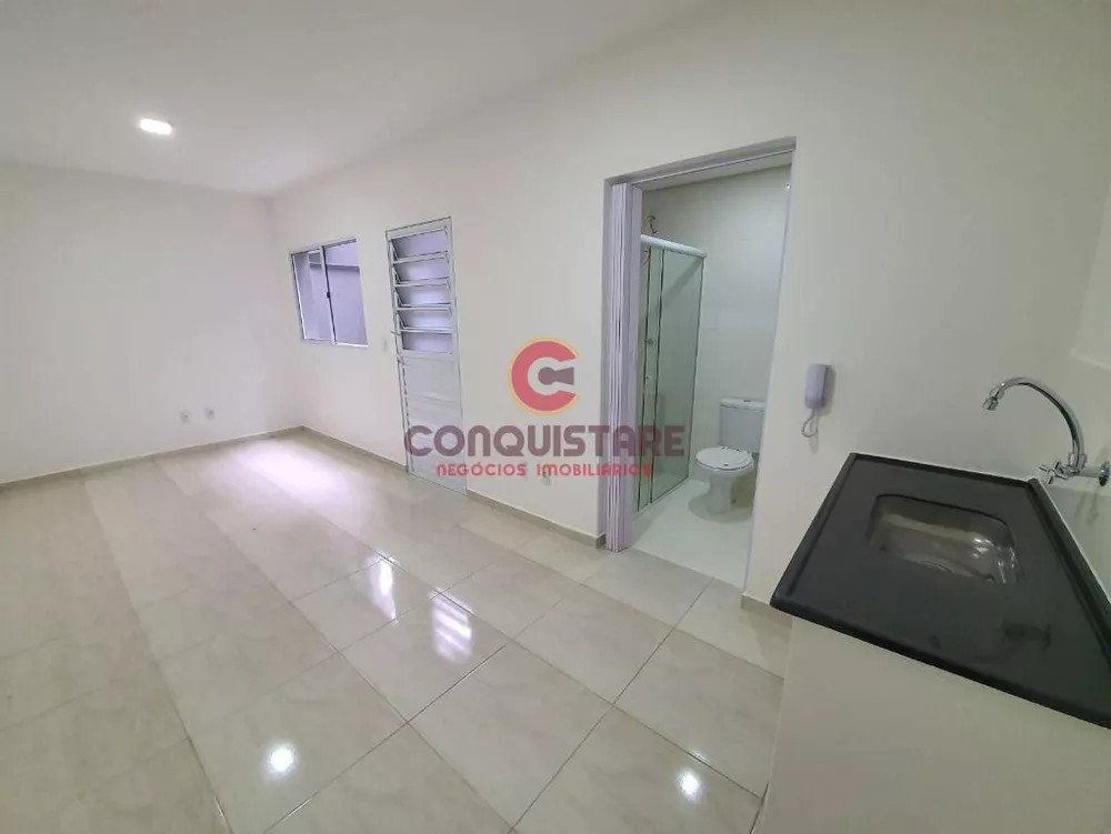 Apartamento para alugar com 1 quarto, 30m² - Foto 1