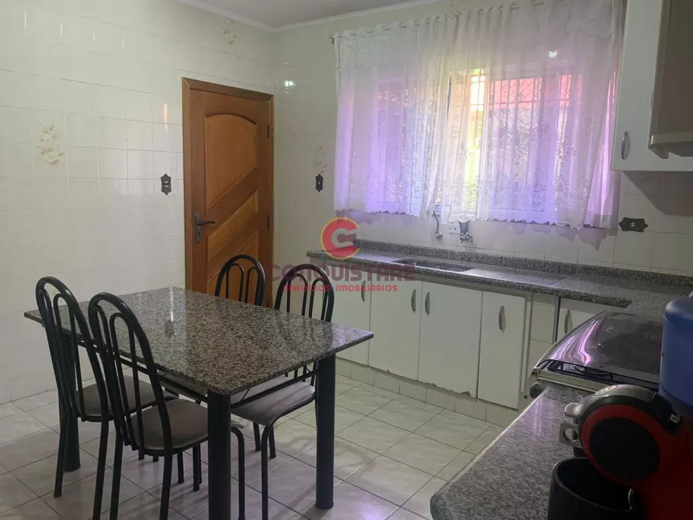 Casa à venda com 6 quartos, 290m² - Foto 5