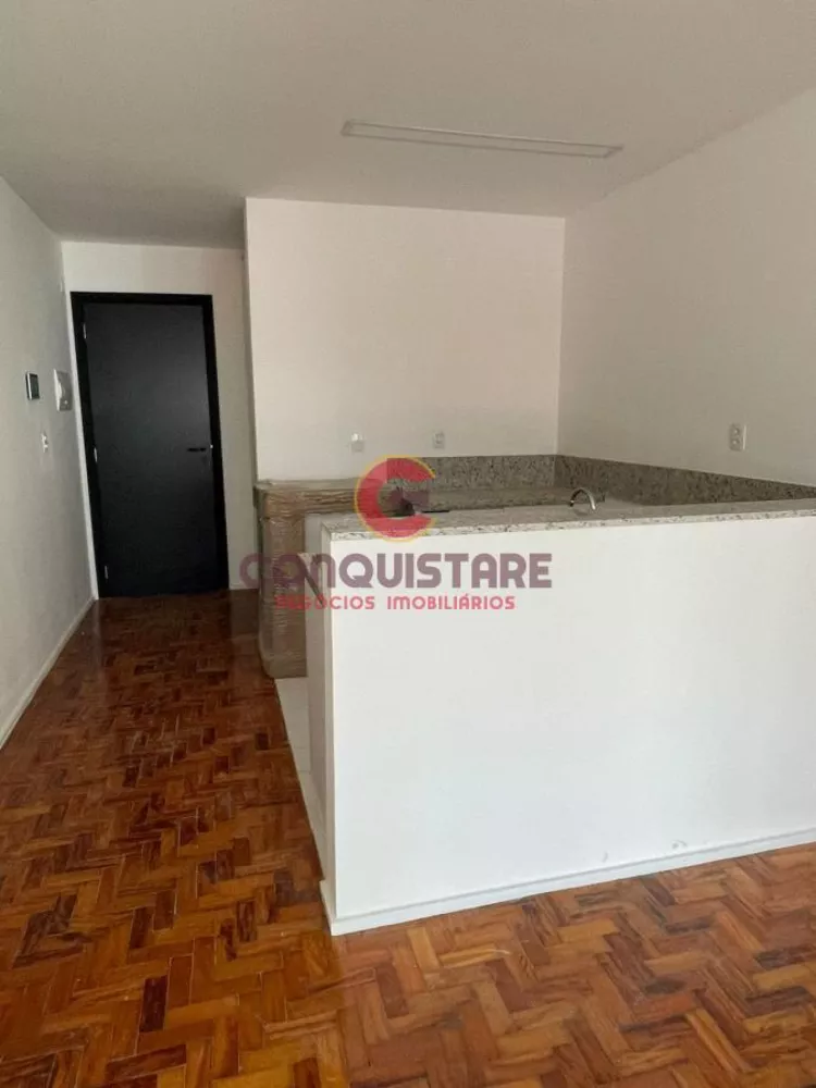 Apartamento para alugar com 1 quarto, 42m² - Foto 14