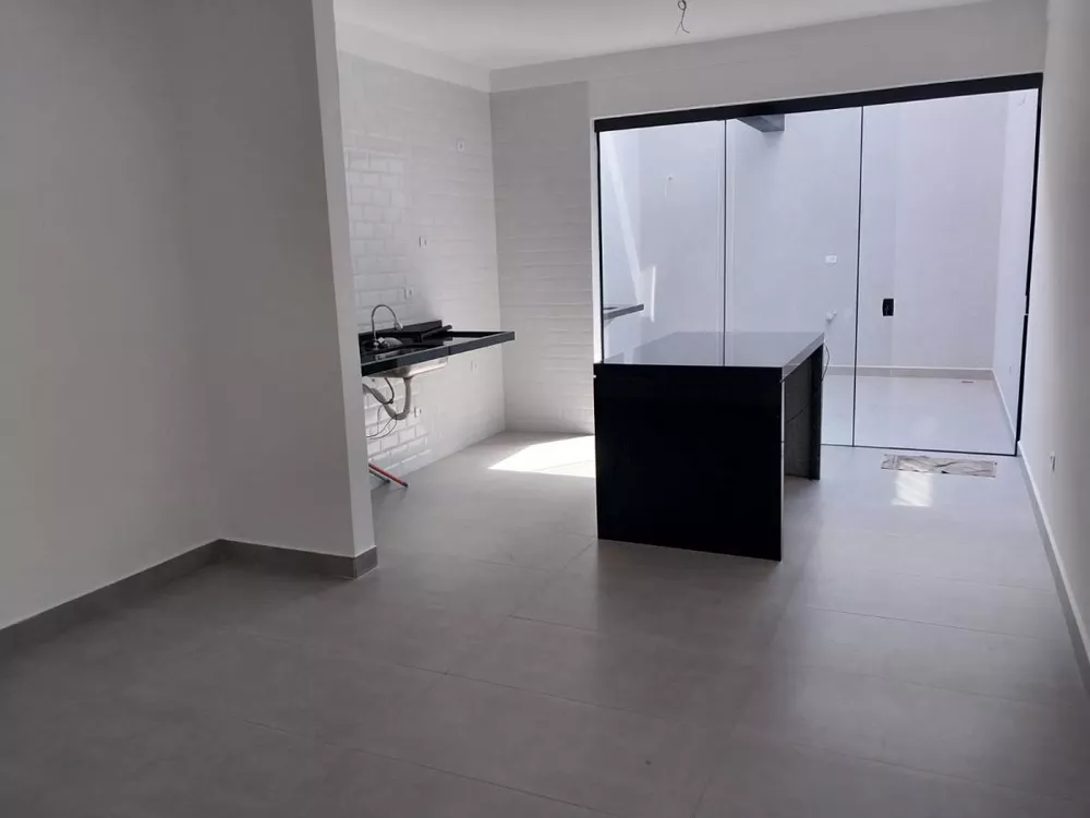 Sobrado à venda com 2 quartos, 1m² - Foto 11