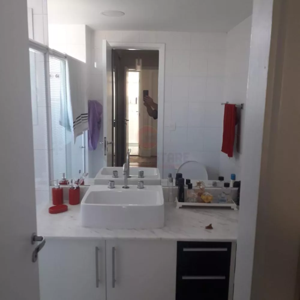 Apartamento à venda com 3 quartos, 134m² - Foto 3