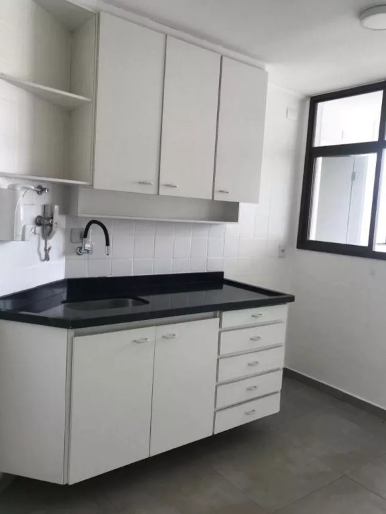 Apartamento à venda com 2 quartos, 80m² - Foto 7