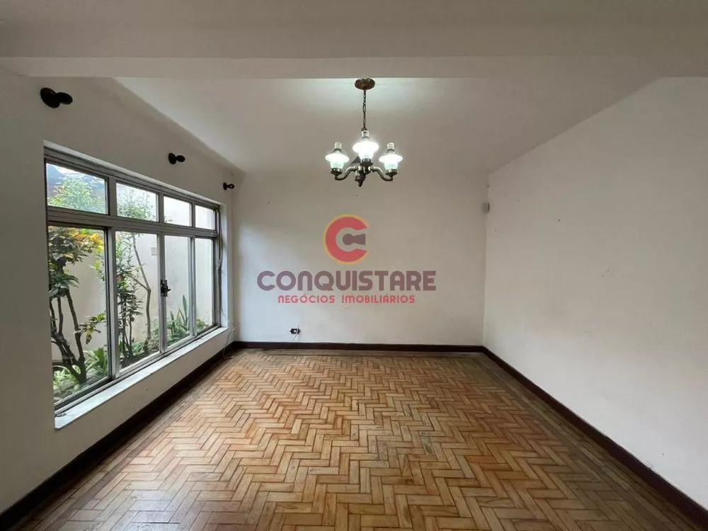 Sobrado à venda com 3 quartos, 140m² - Foto 1