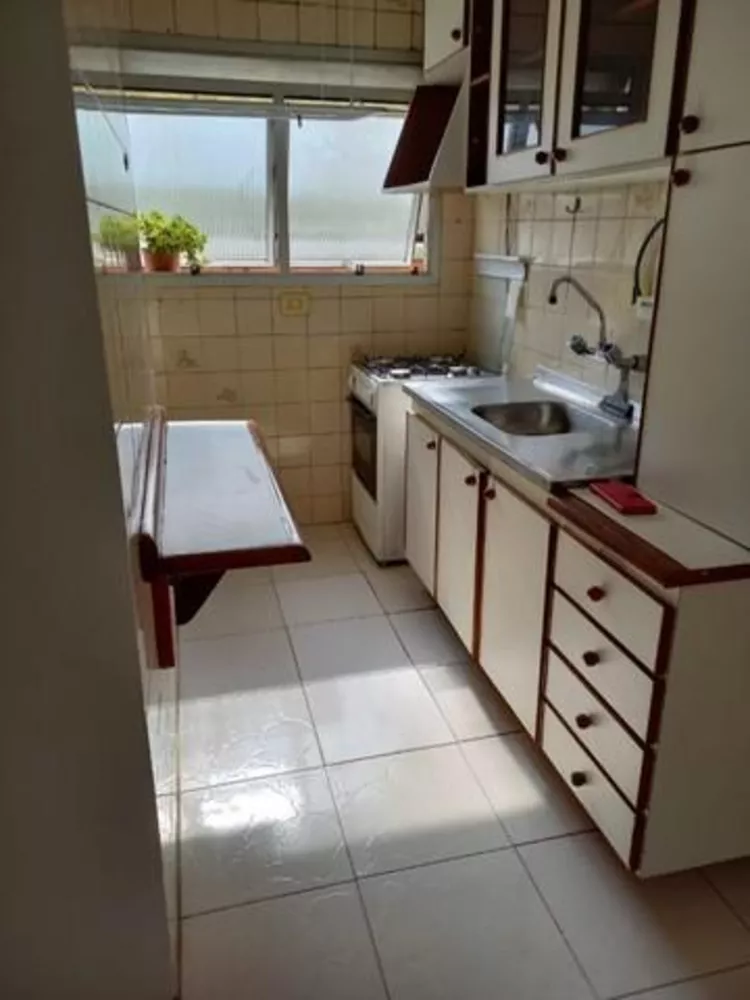 Apartamento à venda com 1 quarto, 37m² - Foto 6