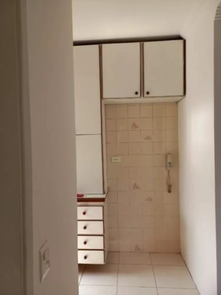 Apartamento à venda com 1 quarto, 37m² - Foto 3