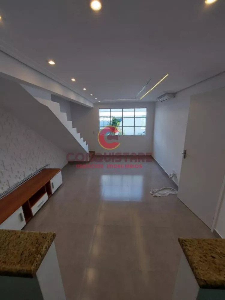 Sobrado à venda com 2 quartos, 72m² - Foto 3