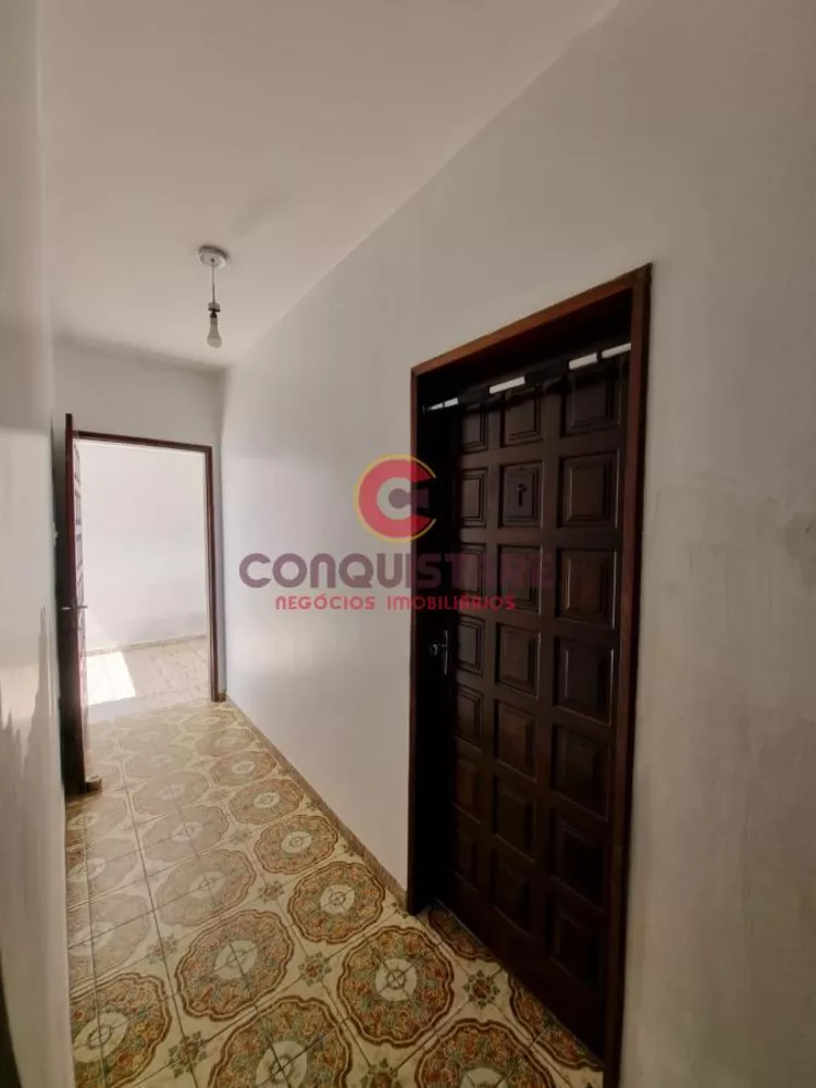 Casa à venda com 3 quartos, 330m² - Foto 11