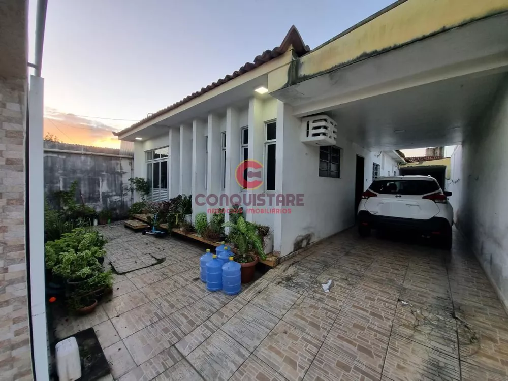 Casa à venda com 3 quartos, 330m² - Foto 5