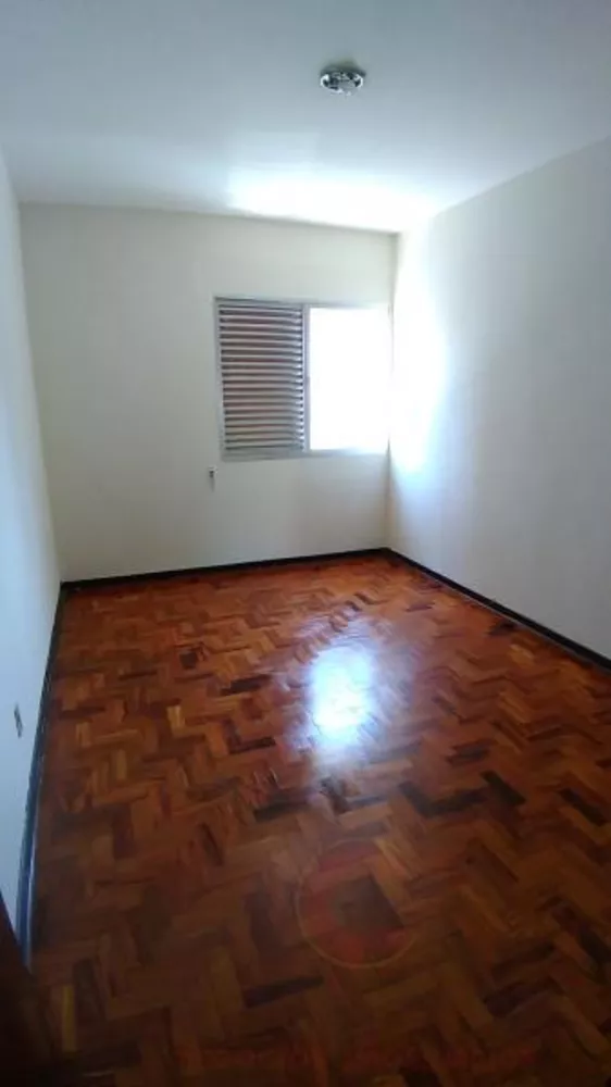 Apartamento para alugar com 3 quartos, 110m² - Foto 10