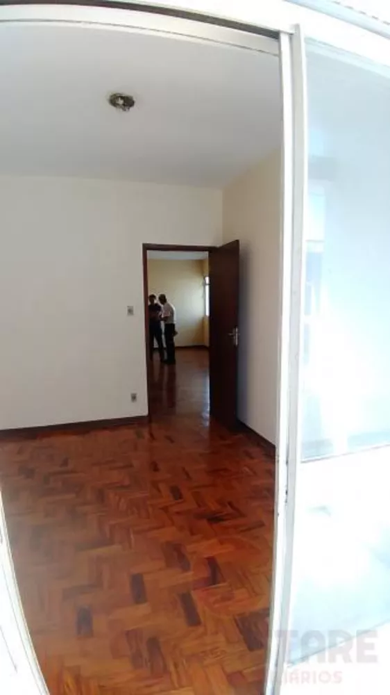 Apartamento para alugar com 3 quartos, 110m² - Foto 16