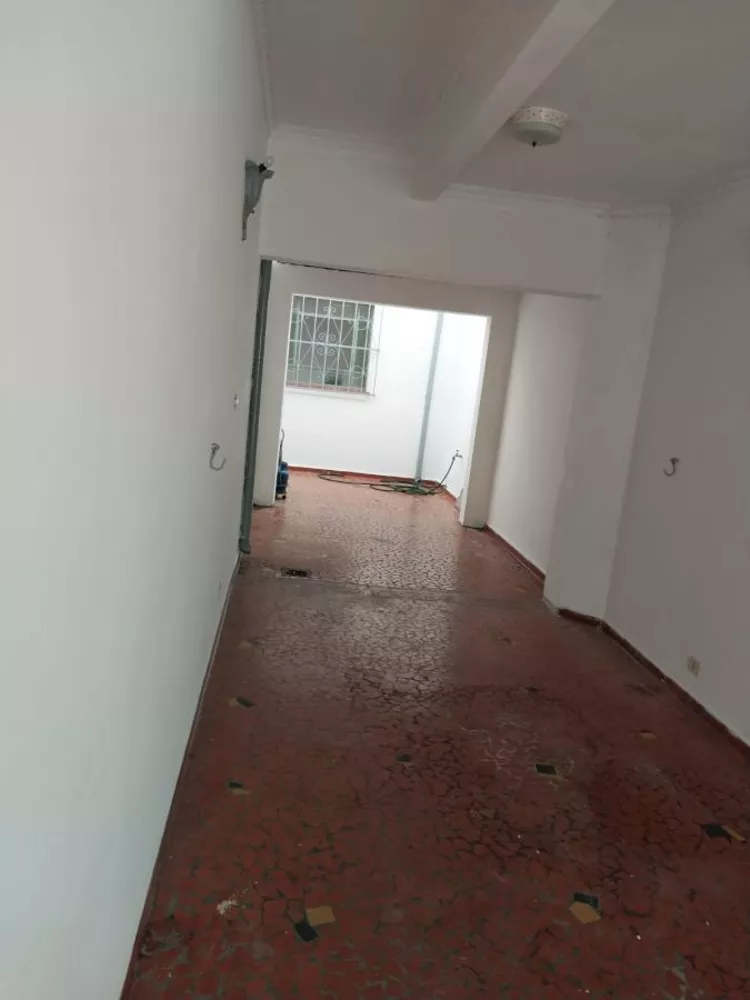 Casa à venda com 3 quartos, 248m² - Foto 3