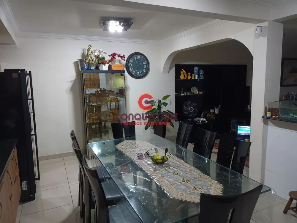 Sobrado à venda com 5 quartos, 290m² - Foto 3