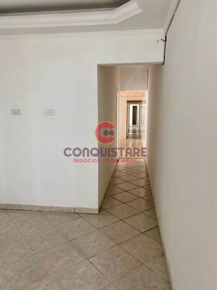 Casa à venda com 4 quartos, 195m² - Foto 1