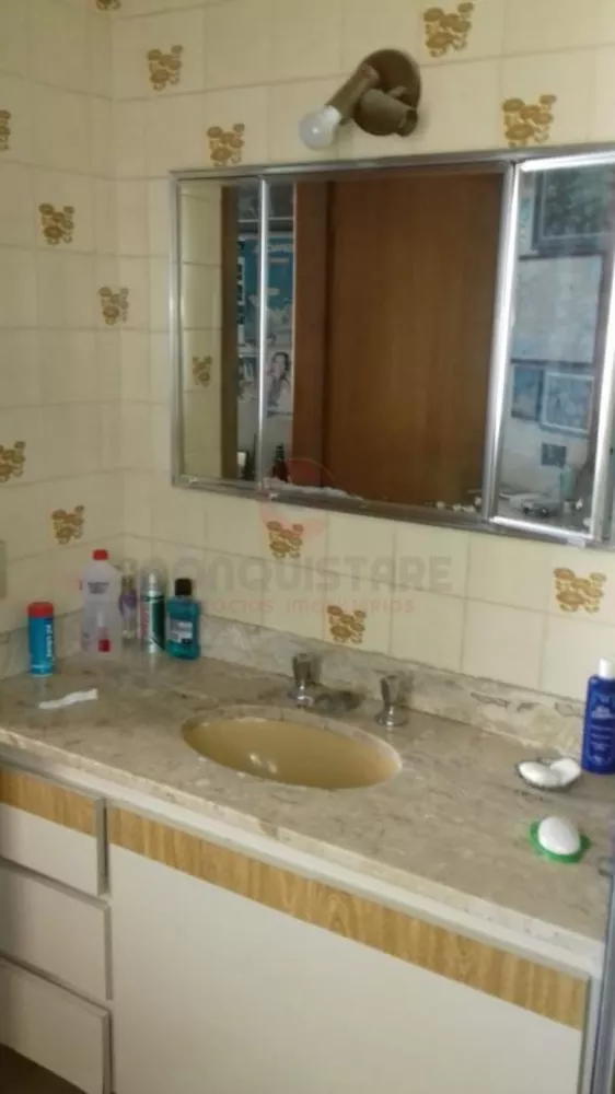 Apartamento à venda com 3 quartos, 220m² - Foto 6