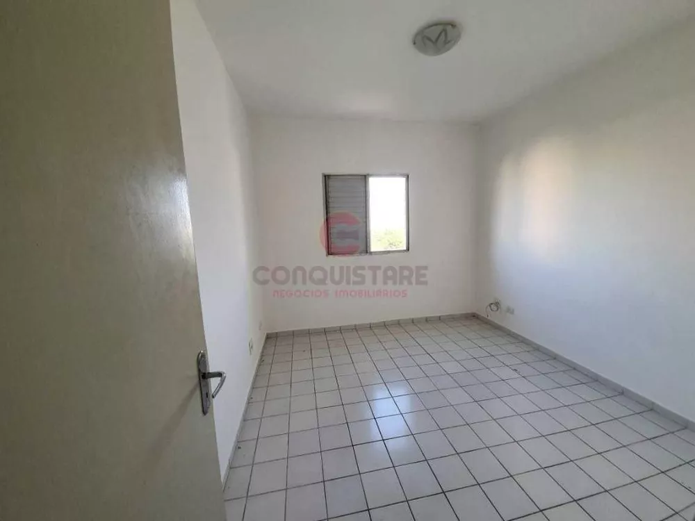 Apartamento à venda com 1 quarto, 40m² - Foto 2