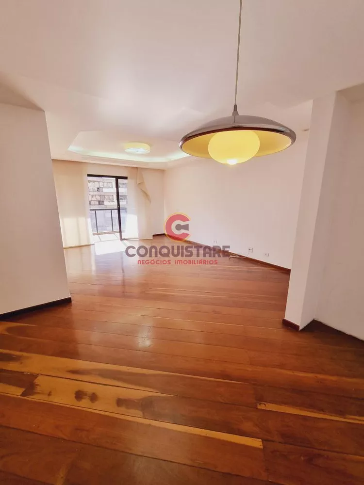 Apartamento à venda com 3 quartos, 134m² - Foto 3