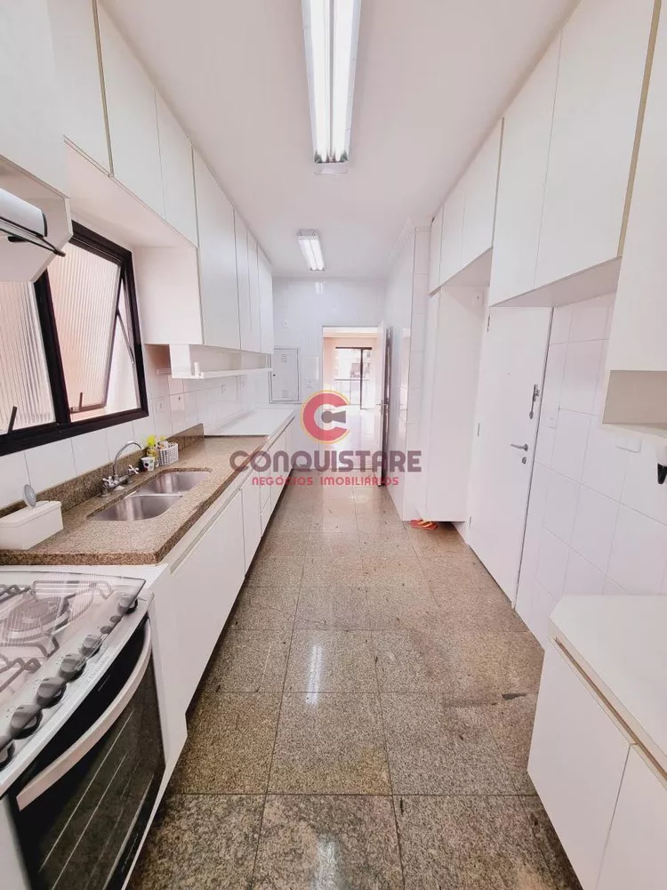 Apartamento à venda com 3 quartos, 134m² - Foto 5