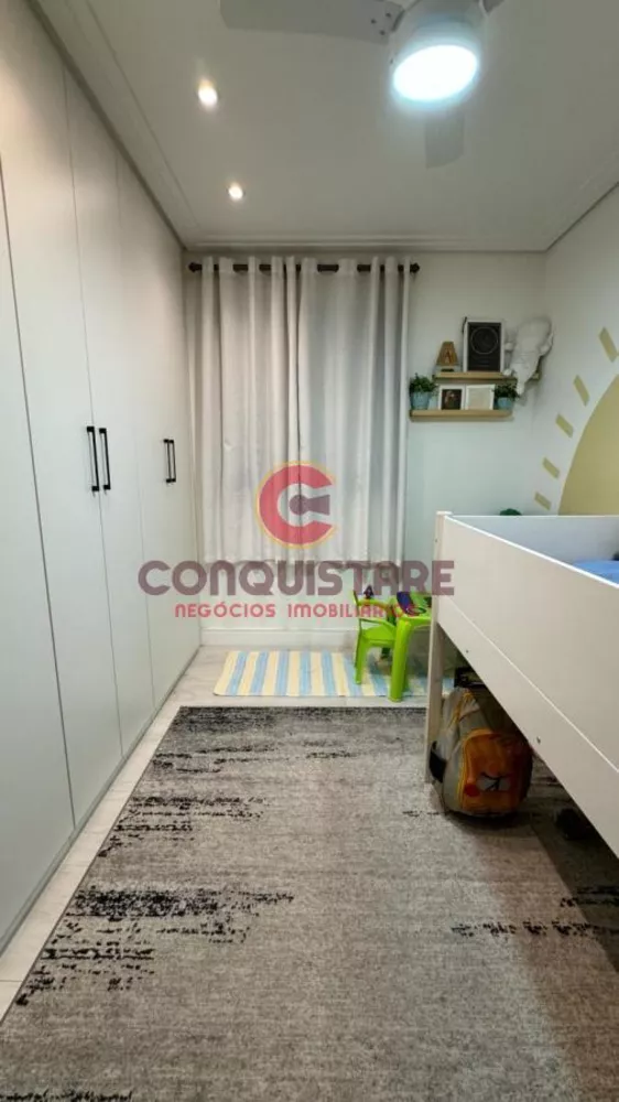 Apartamento à venda com 2 quartos, 65m² - Foto 1